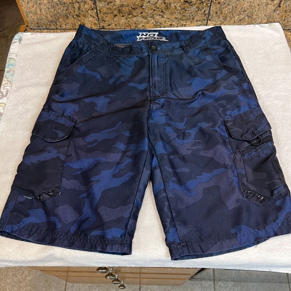 No Fear Men's Board Shorts Size 30 Blue & Black Camo Vintage Cargo